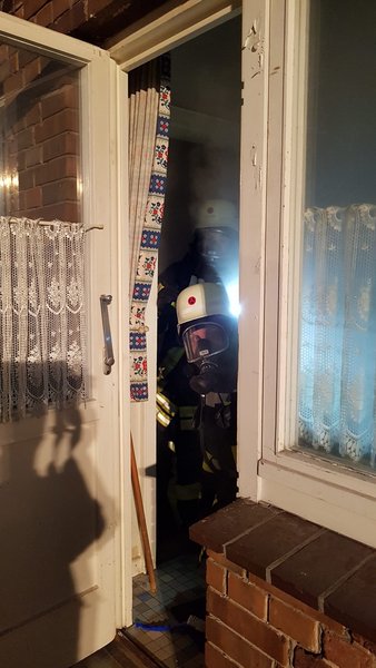 Atemschutztrupp am zweiten Rettungsweg