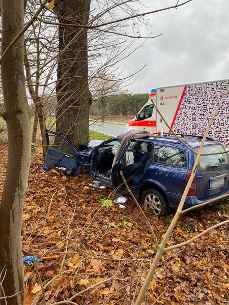 Verunfalltes Fahrzeug