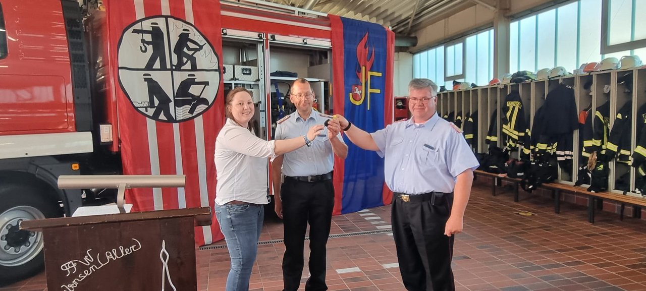 Übergabe des TLF 3000