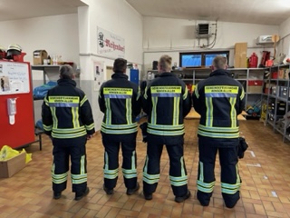 Bekleidung von hinten